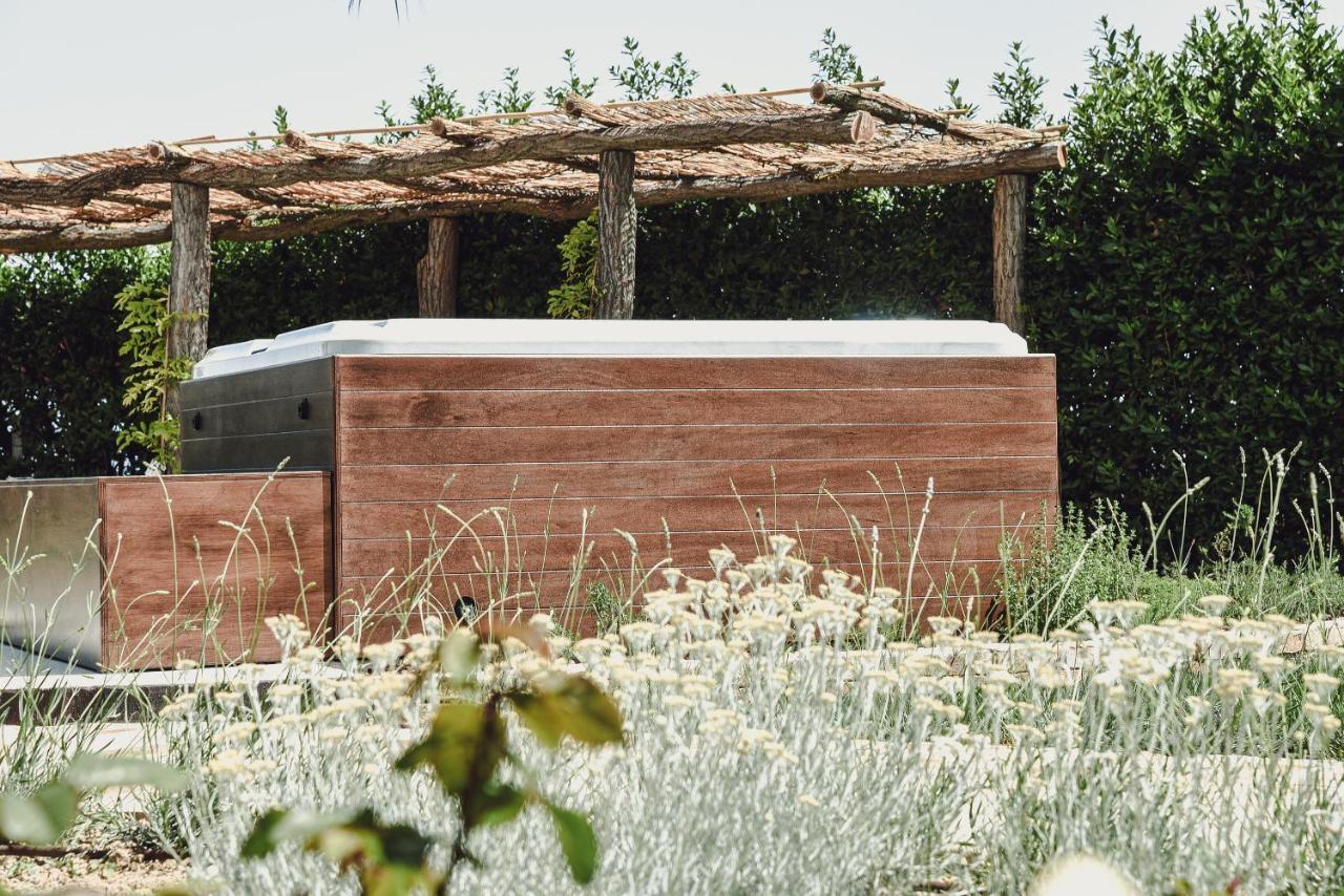 Masseria Del Vino Loreto Aprutino Exteriör bild